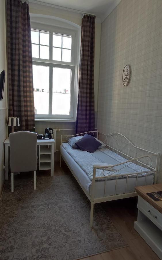 Hostel Night O'Clock Opole Exterior photo